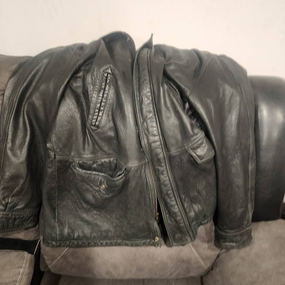 Roundtree & Yorke Dark Leather Jacket